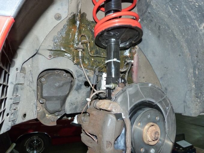 059_neues_fahrwerk_und_bremse_vorne_links_mit_Stahlflex_28-05-2013.jpg