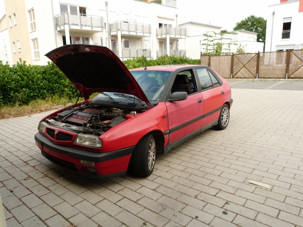 082_Der Delta vor seiner Garage_17-08-2013.jpg