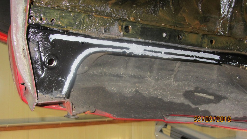 245_Schraubwoche 0318_Rostbekämpfung Heck_Abdichtung Nähte FS.JPG