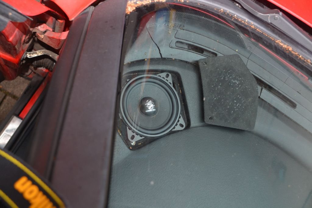 261_Hifi-Umbau 2018_Einbauprobe - passt.jpg