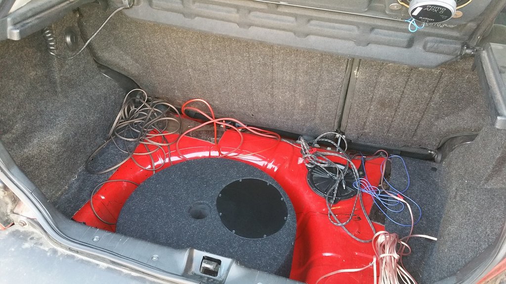 289_Hifi-Umbau 2018_Auch deutlich mehr Bass-Wumms lässt sich verstecken.jpg