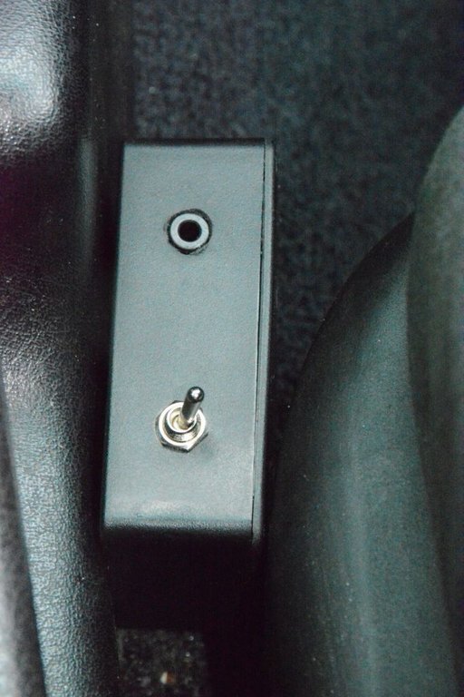 331_Hifi-Umbau 2018_Zuschaltbarer AUX-Eingang fürs Radio.jpg