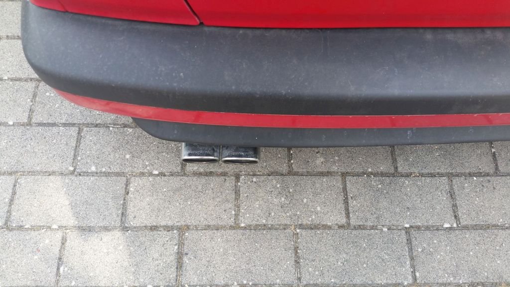 337_HU Juli 2018_... mit etwas dezenter aufgehängtem Auspuff.jpg
